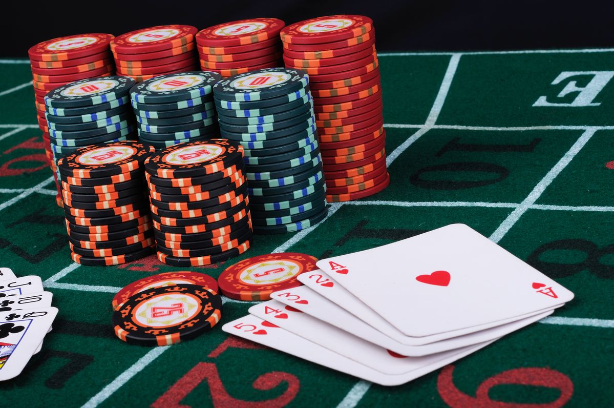 PAK JACKPOT کھلاڑیوں کے لیے لائیو کیسینو سیکشن